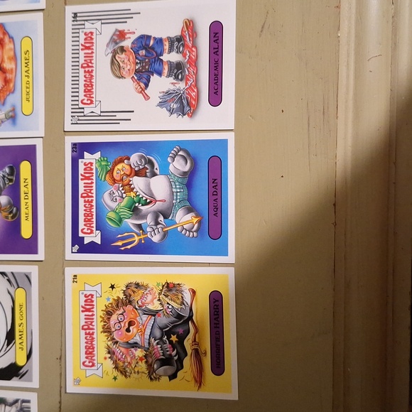 2022 Topps Garbage Pail Kids Trading Cards - Picture 4 of 5